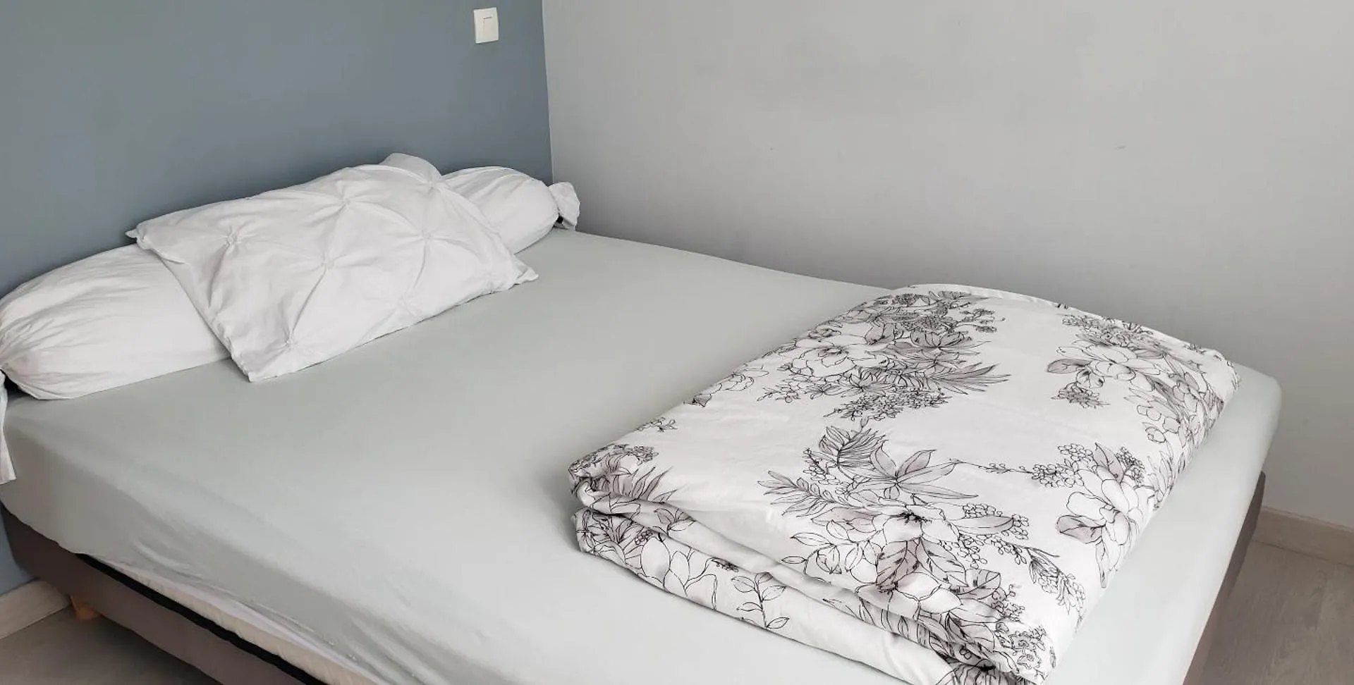 Gite Evanez Du Mont-Saint-Michel Pontorson Holiday home